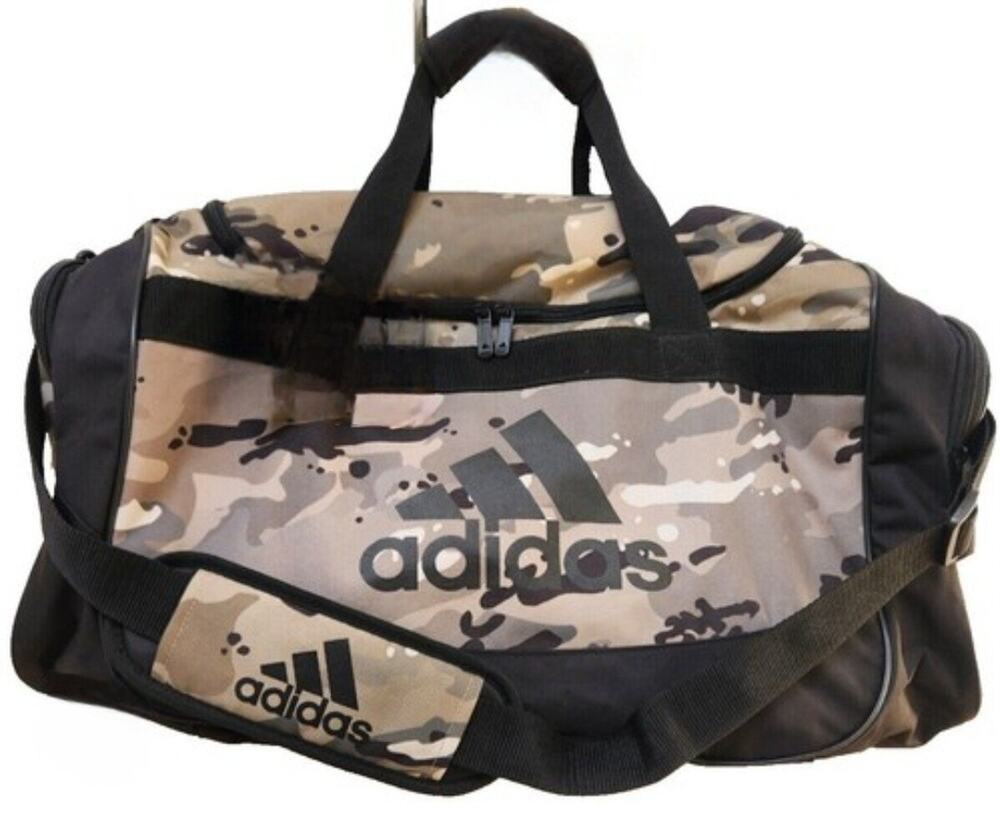 Adidas Camouflage Defender IV Medium Duffle Bag Outdoor Hunting Travel